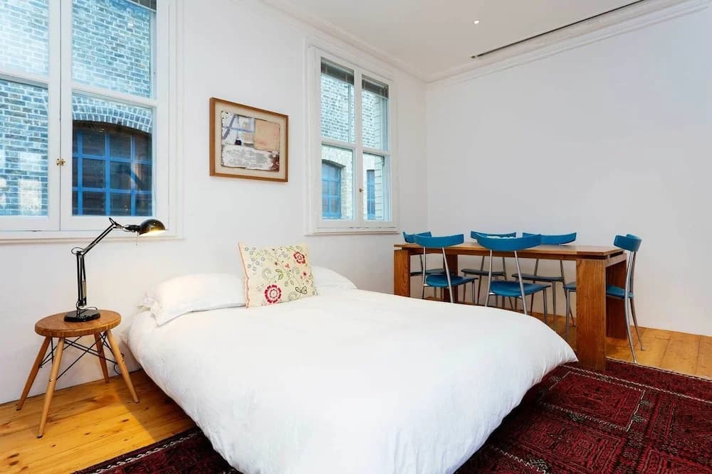 Publisher's Pad - photo 2