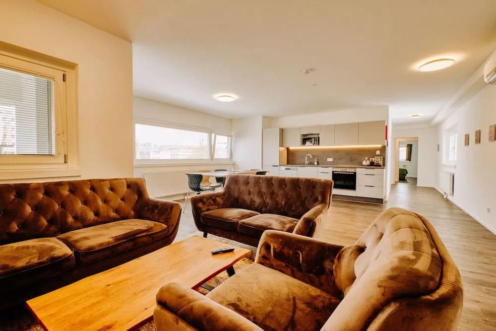 URBAN ISLAND - Riverside Apartments - photo 13