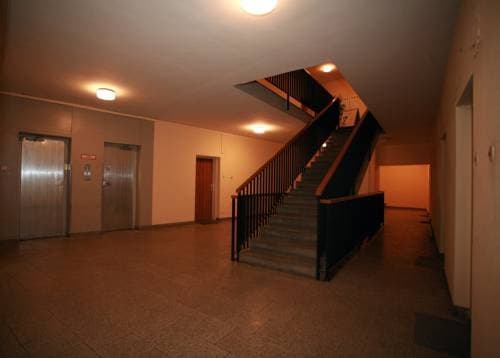 City Deluxe Apartments - photo 2