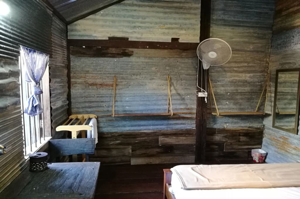 Sriraya Guesthouse - photo 9