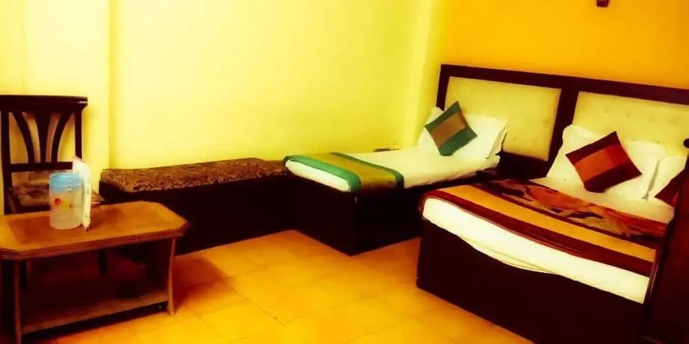 ADB Rooms Neelam Palace - photo 3
