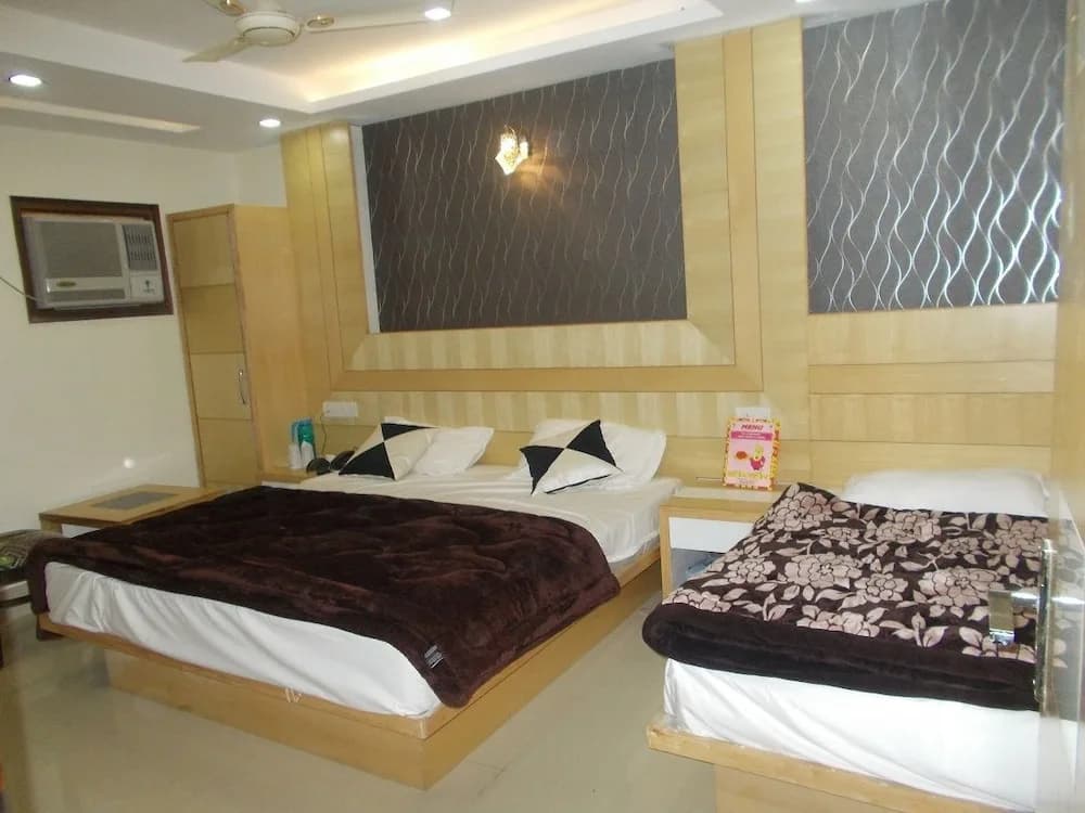 Hotel Hridey Dx - photo 3
