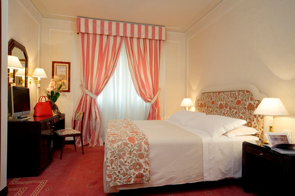 Hotel De La Ville - photo 5