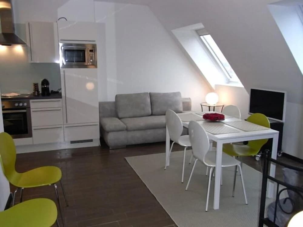Kunsthaus Apartments - photo 19
