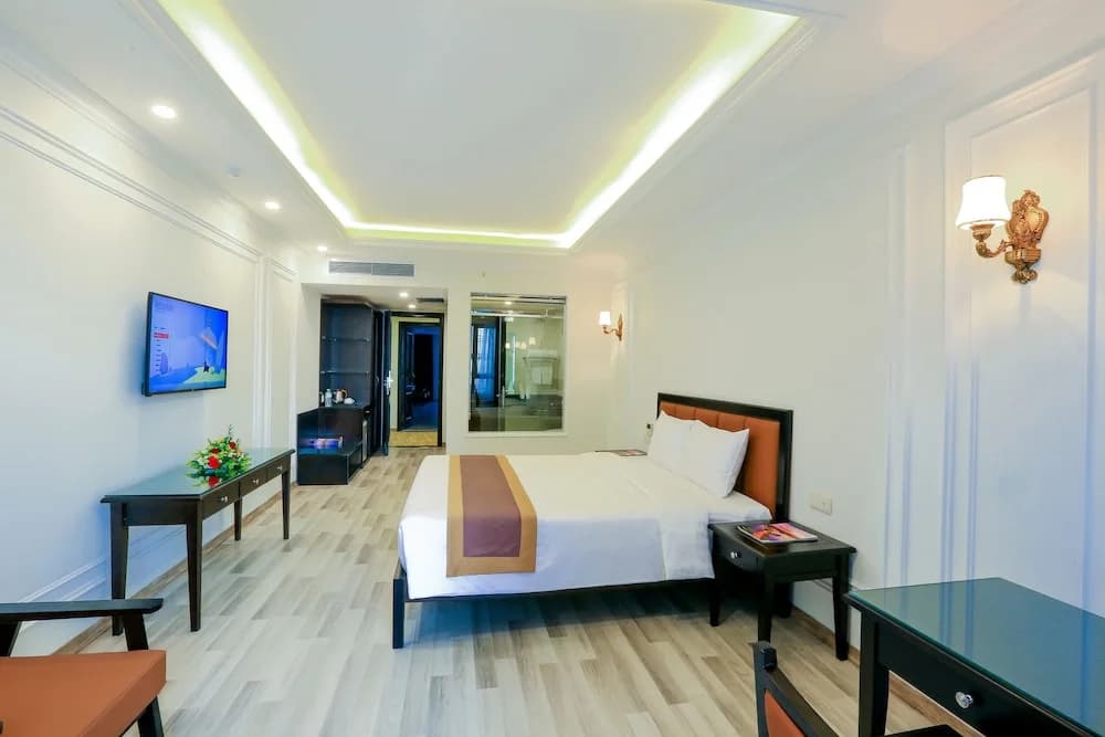 Galaxy Halong Hotel - photo 3