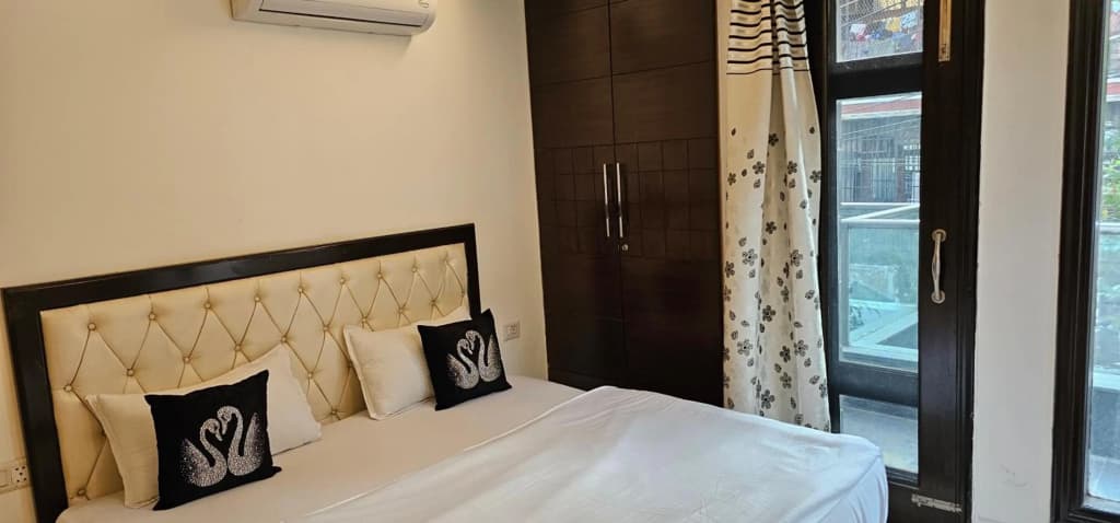 Luxurious 3Bhk Apartment! - photo 26