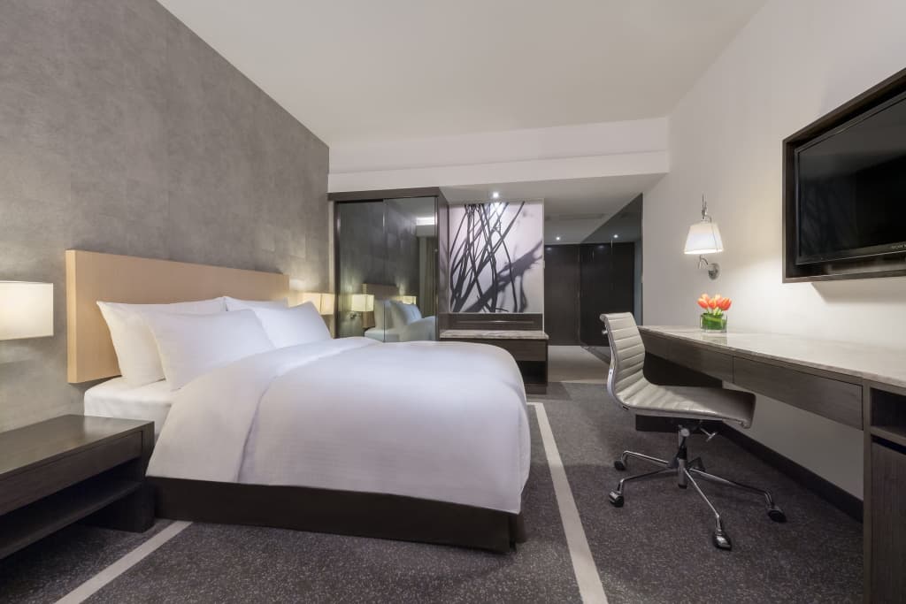 Gateway Hotel - photo 33