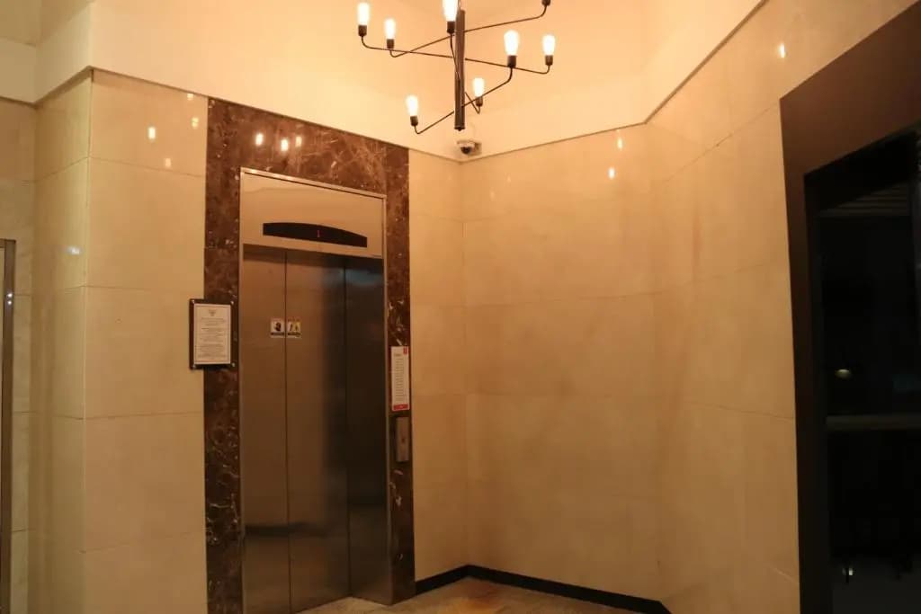 Three Seven Hotel - photo 9