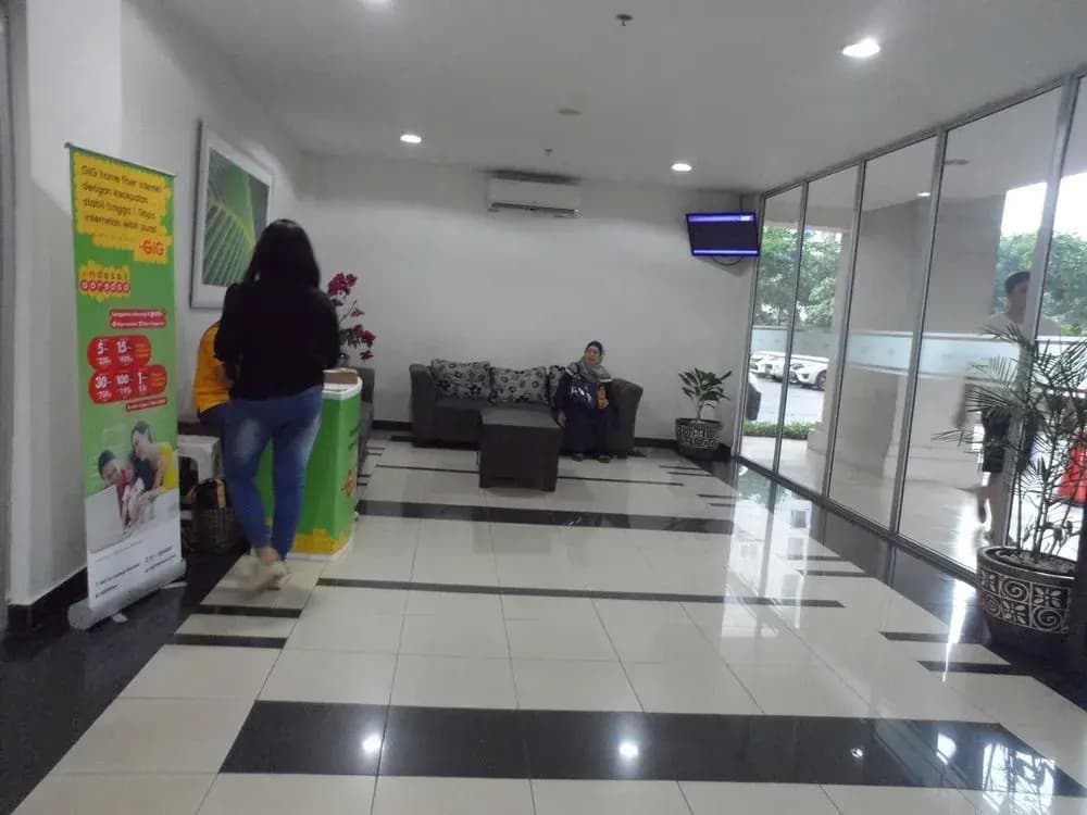 Apartment Kalibata City By Luxury Pro - photo 17