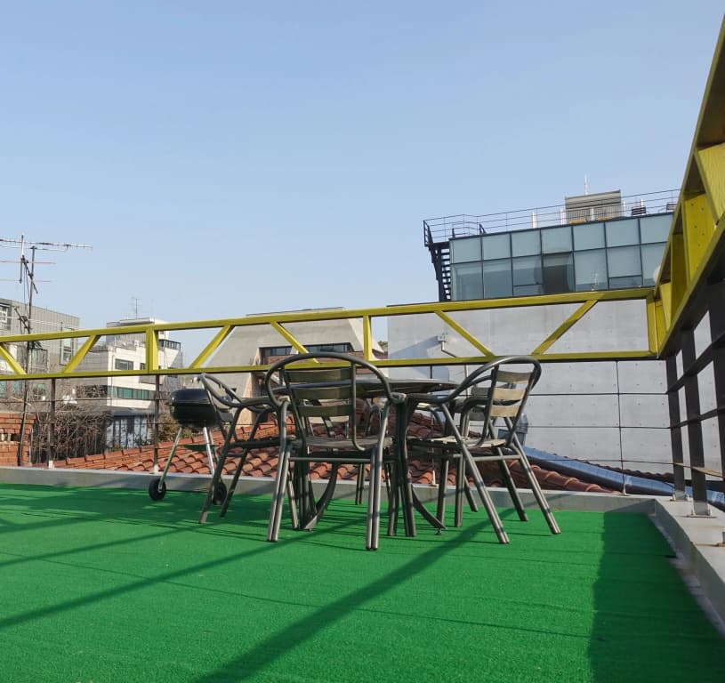 Uja Guesthouse - photo 16