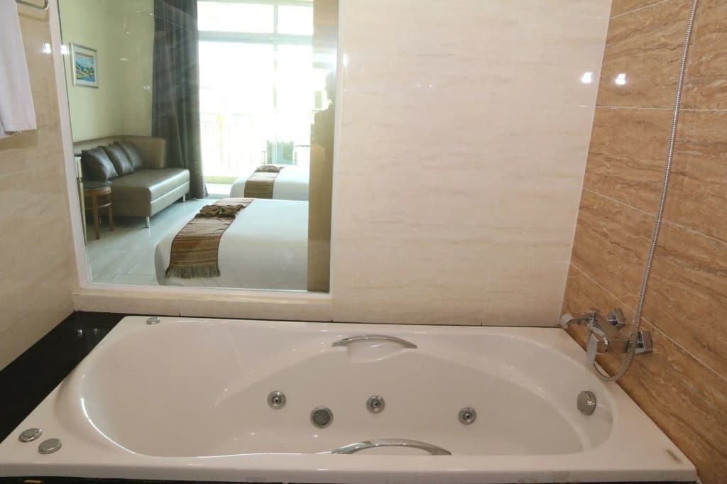 Crystal Palace Pattaya Hotel - photo 18
