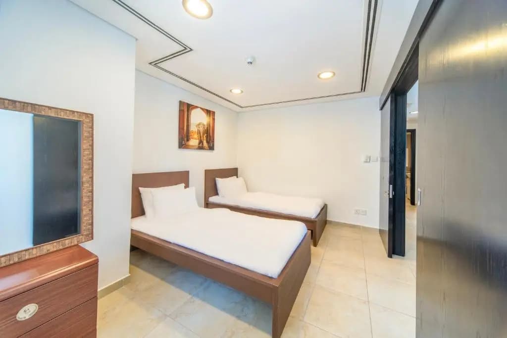 Cozy modern JLT flat next to metro - by bnbmehomes - 405 - photo 2