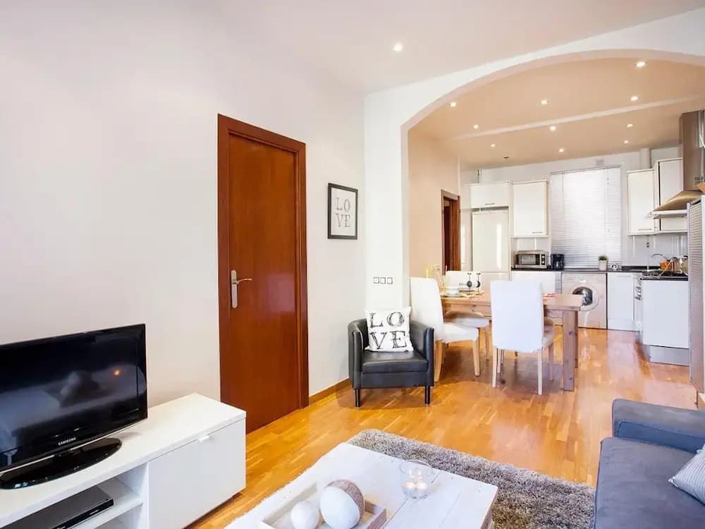 Premium Apartment in Barcelona - photo 8