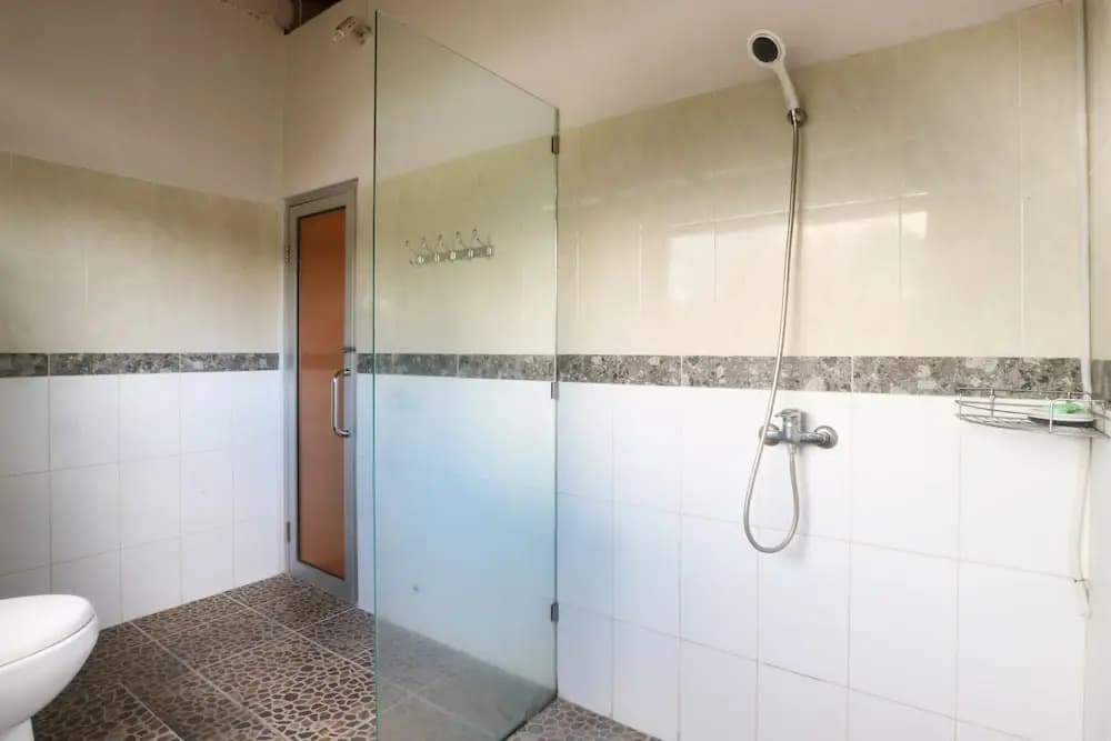 Oka Kartini Bungalows - photo 10