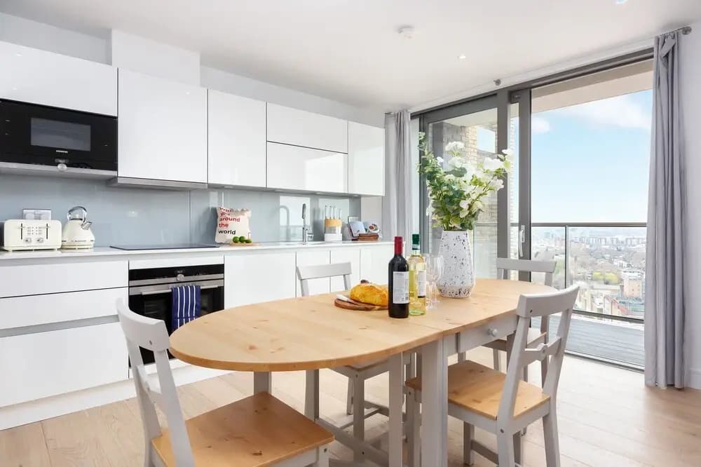 Luxurious Liberty Serviced Apartment - photo 12