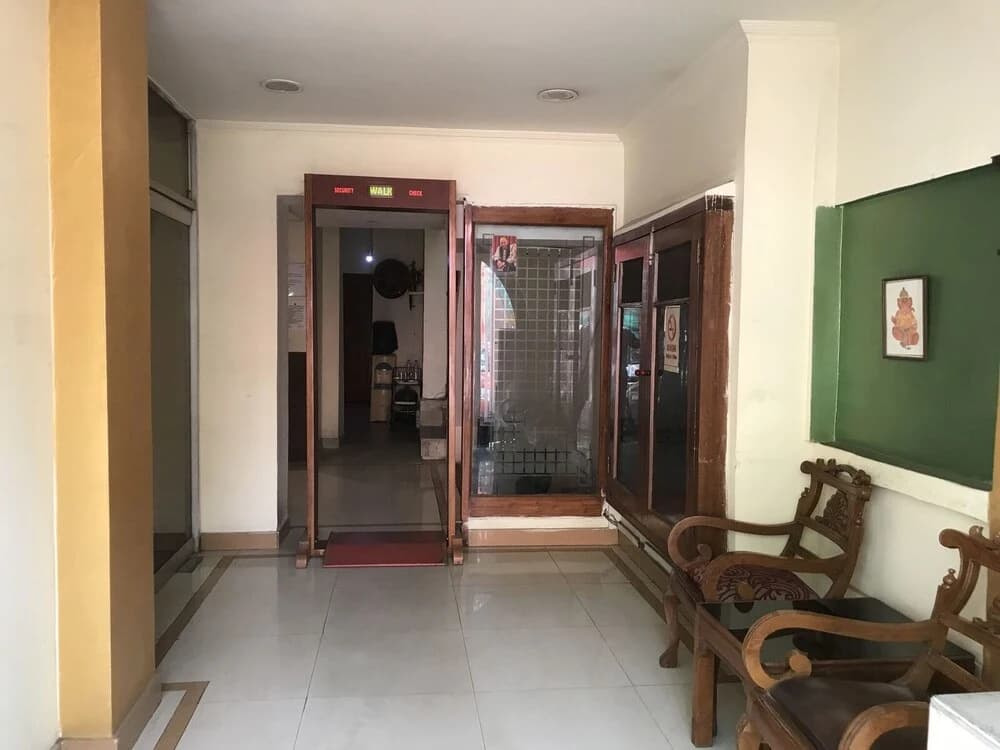 Kapur Guest House - photo 12
