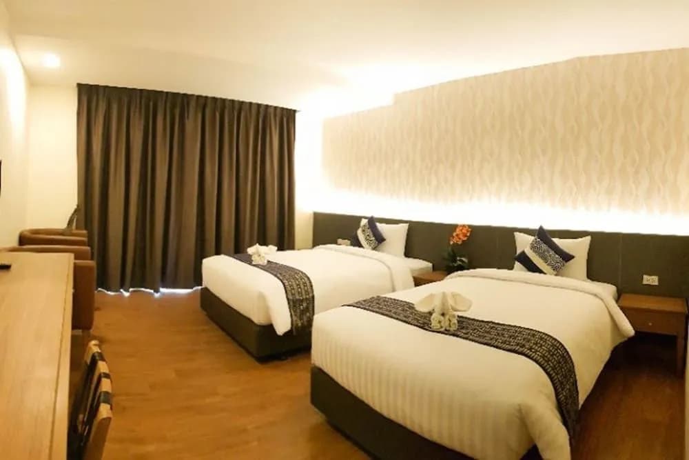 Crystal Luxury Hotel - photo 6