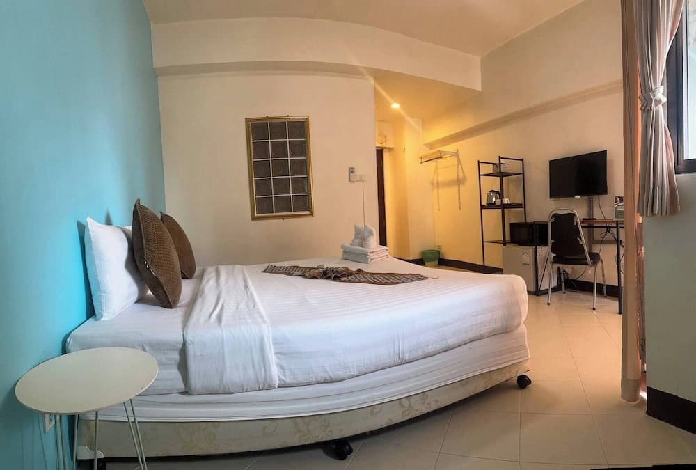 Room-private Apartment in City Center an - photo 4