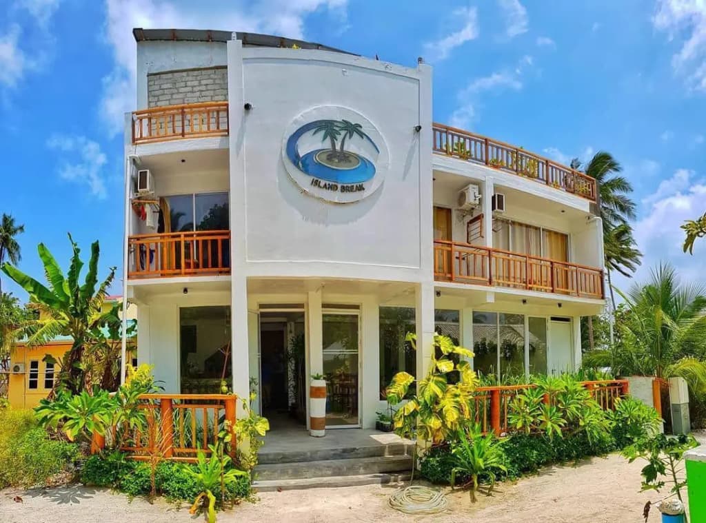 Island Break - main photo