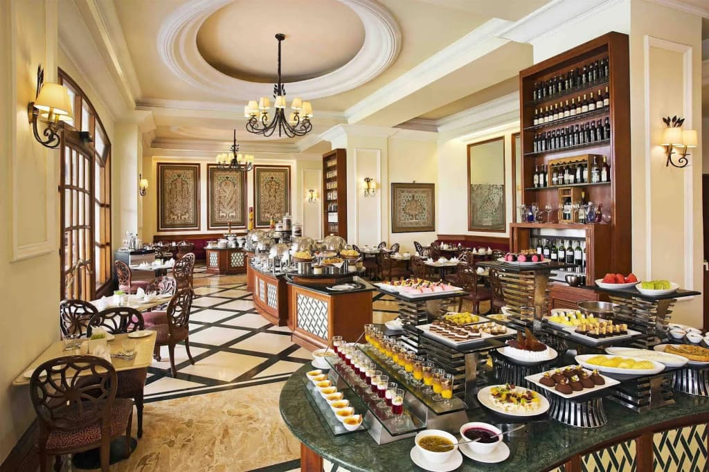 Eros Hotel New Delhi by IHG - photo 11