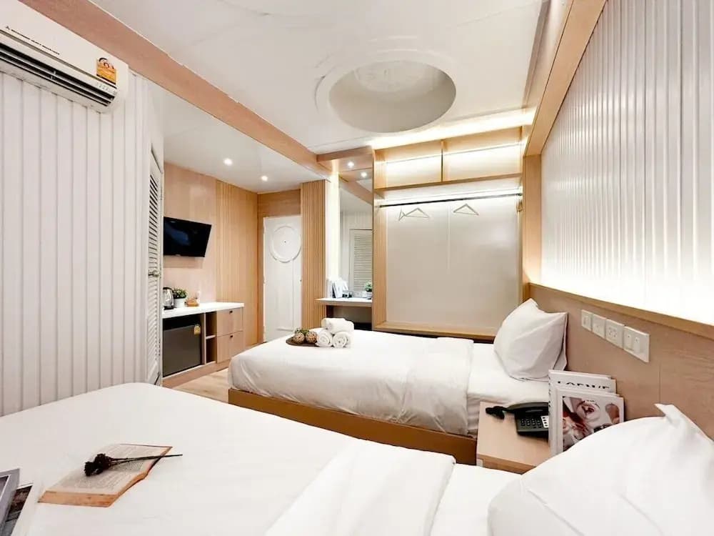 Thrive Hotel - photo 24