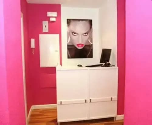 Room Pride Hostal - photo 13