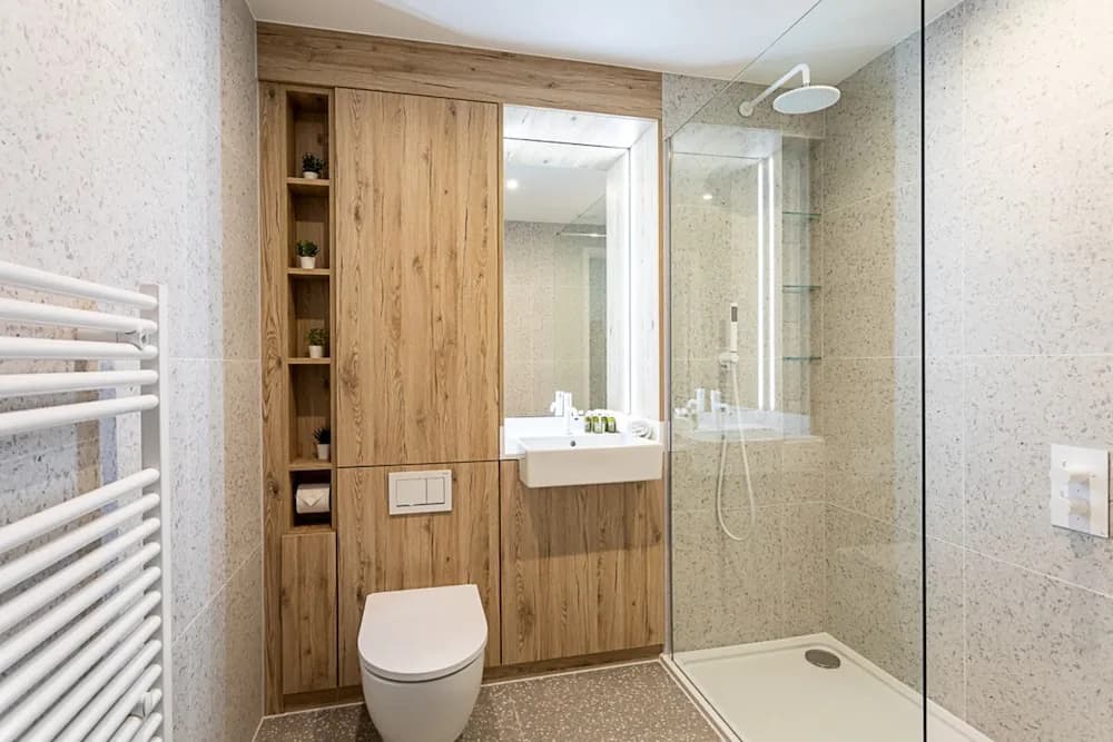 Whitechapel Modern Studio Flat - photo 24