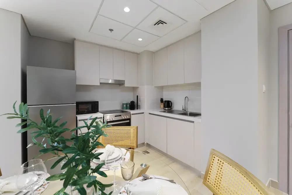 Maison Privee - Charming Retreat w/ Panoramic Views on Yas Island - photo 13