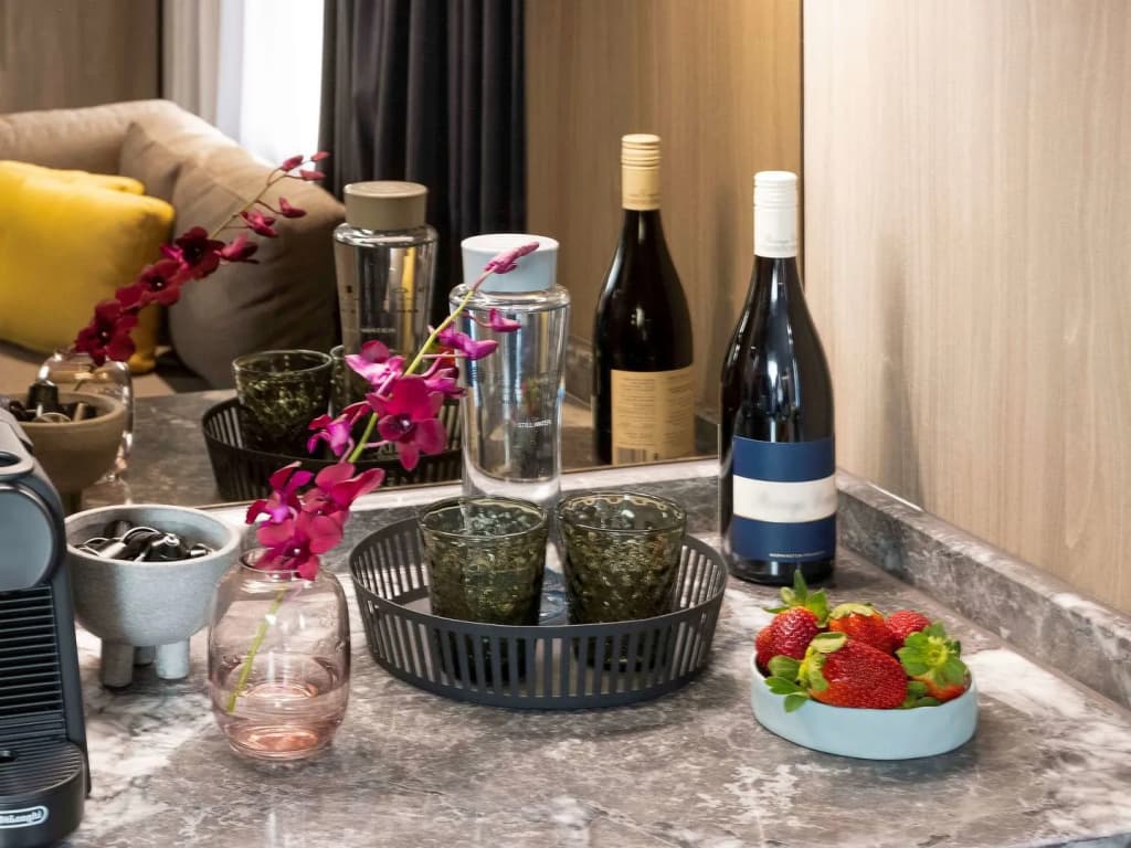 Pullman East Melbourne Hotel - photo 14