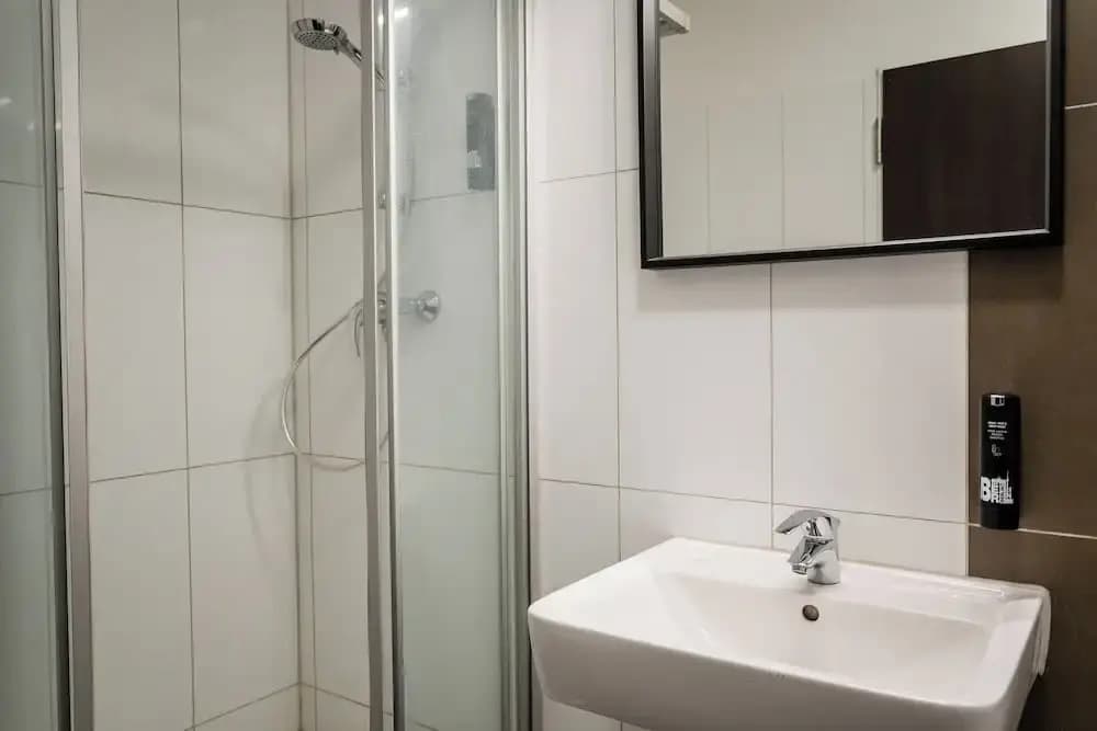 Apartmenthaus Berlin Neukölln - photo 9