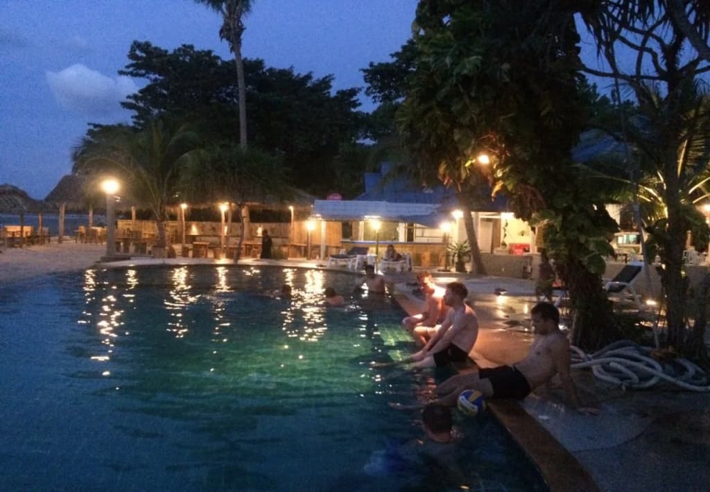 Saladan Beach Resort - photo 13