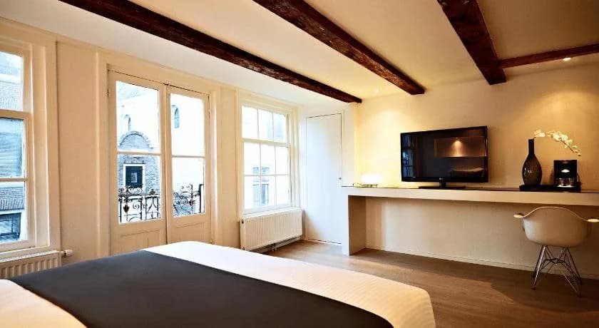 Ams Suites - photo 5