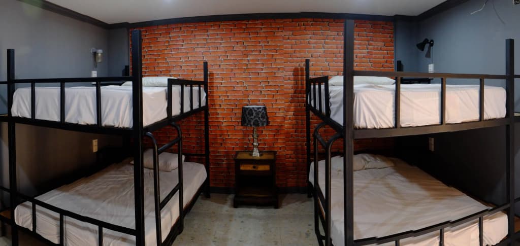 Baan Lansa Bed & Bar - Hostel - photo 2