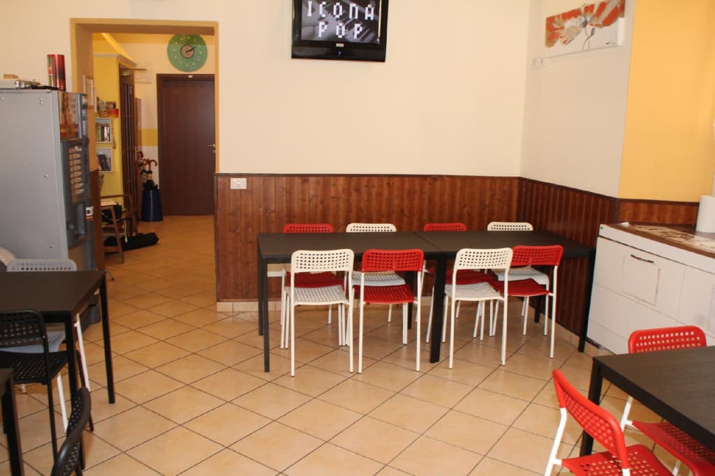Freedom Traveller Hostel - photo 21