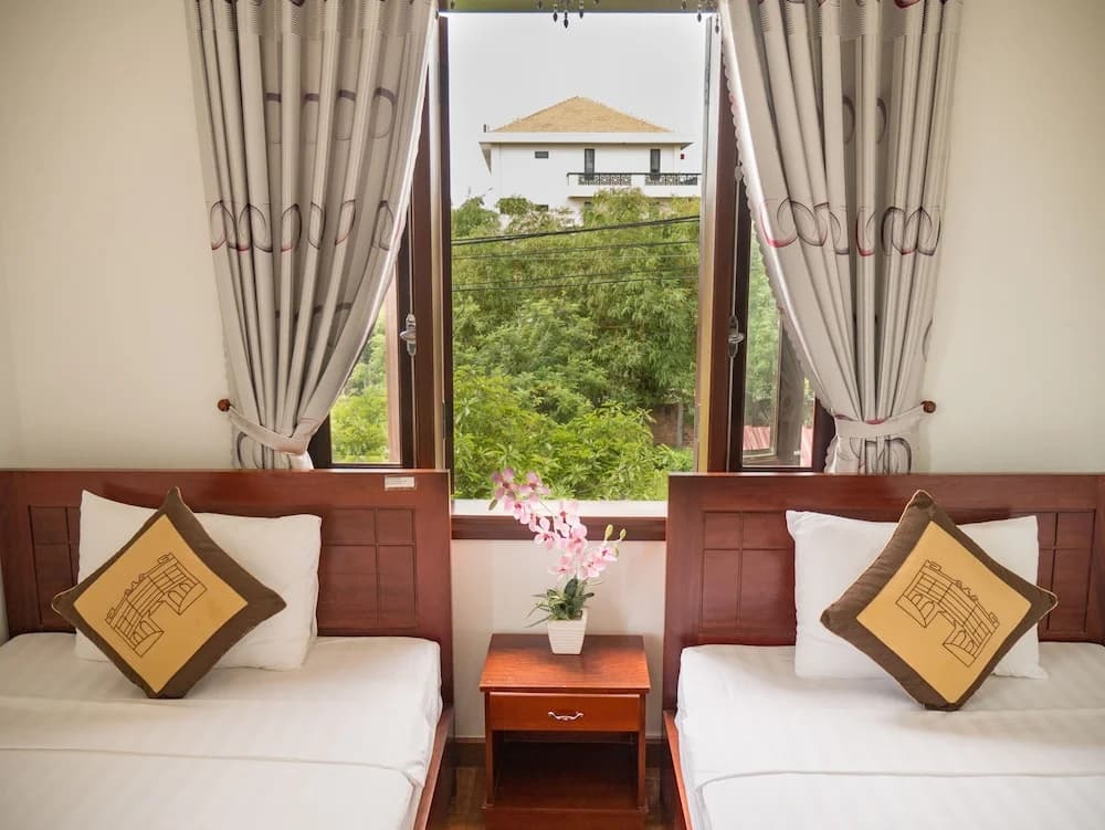 Savannah Villa - main photo