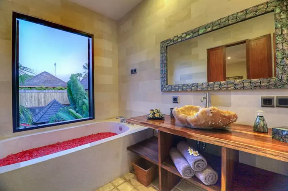 Luxury Villa in Bali near Beach, Bali Villa 2024 - photo 47