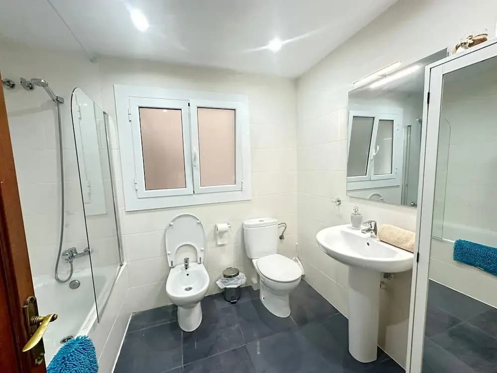 Rooms Nuevo Balmes - photo 17