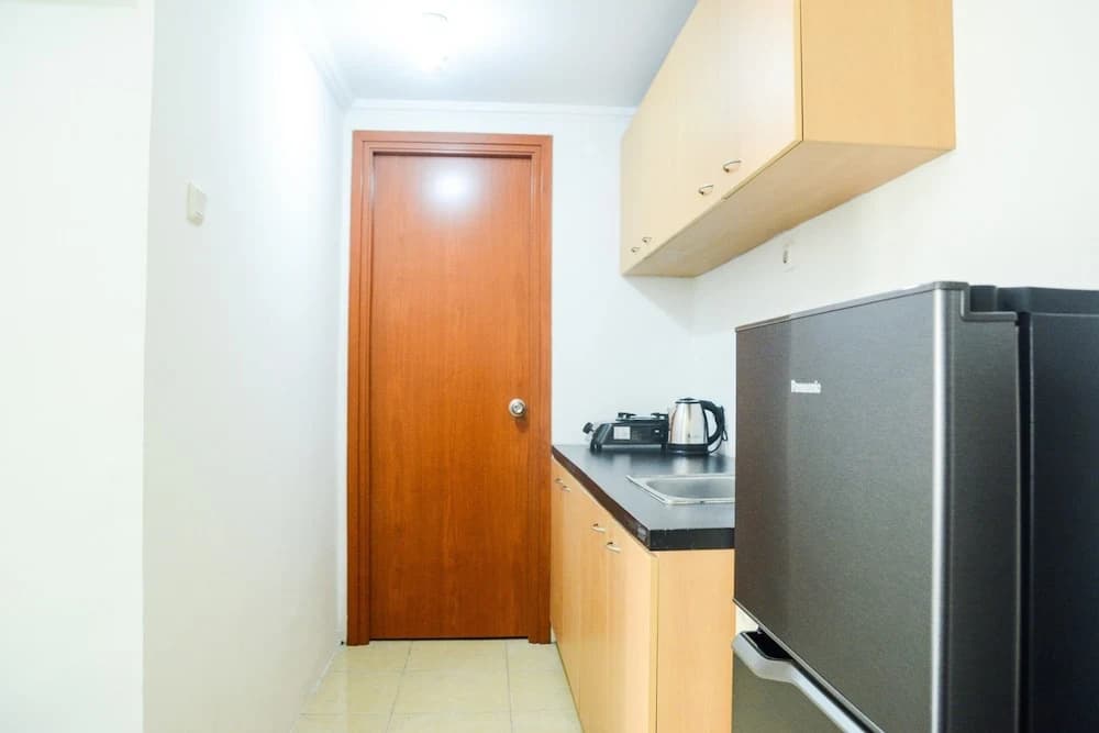 Strategic 2BR City View Grand Palace Kemayoran Apartment By Travelio - photo 19