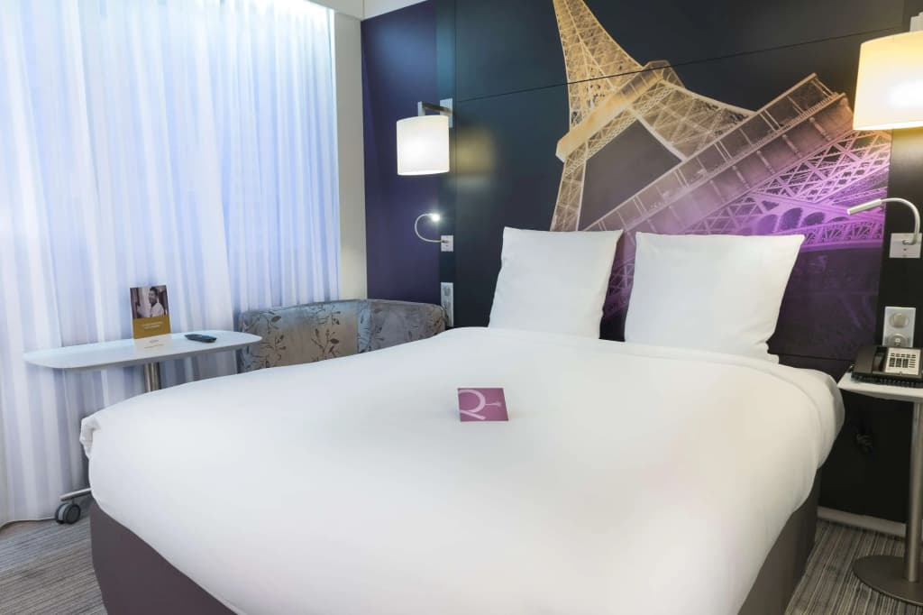 Mercure Paris Centre Tour Eiffel Hotel - photo 2