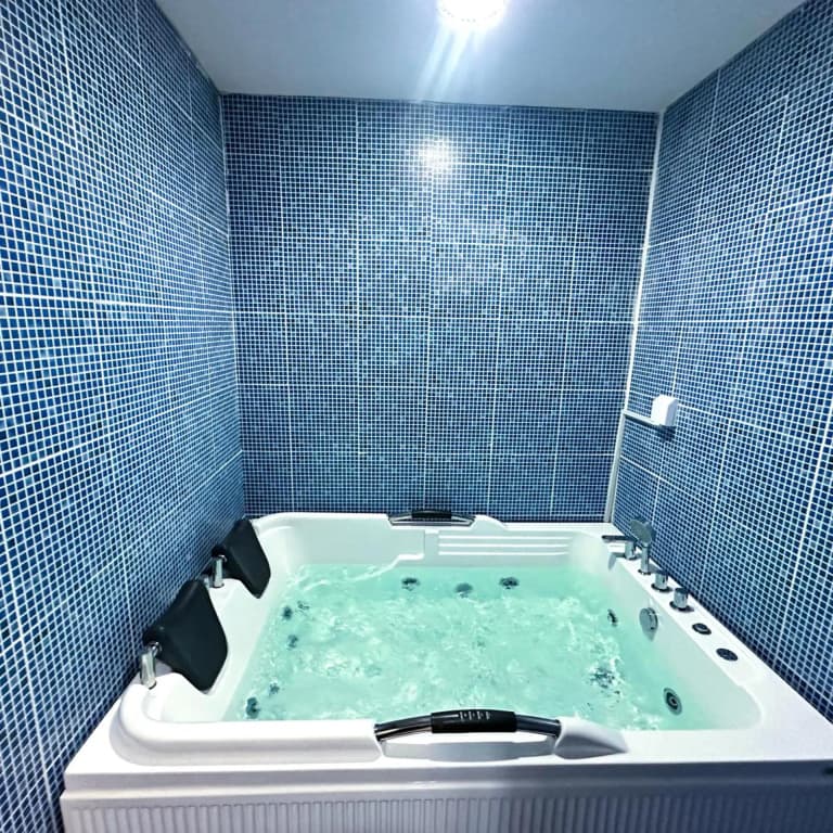 Victoria Hotel - photo 37