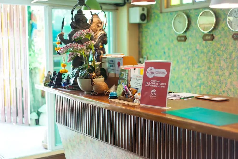ZEN Rooms Samsen 3 - photo 17