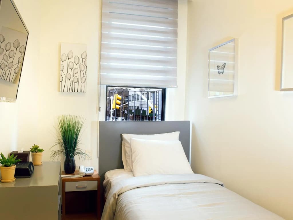 Midtown West Hotel - photo 5