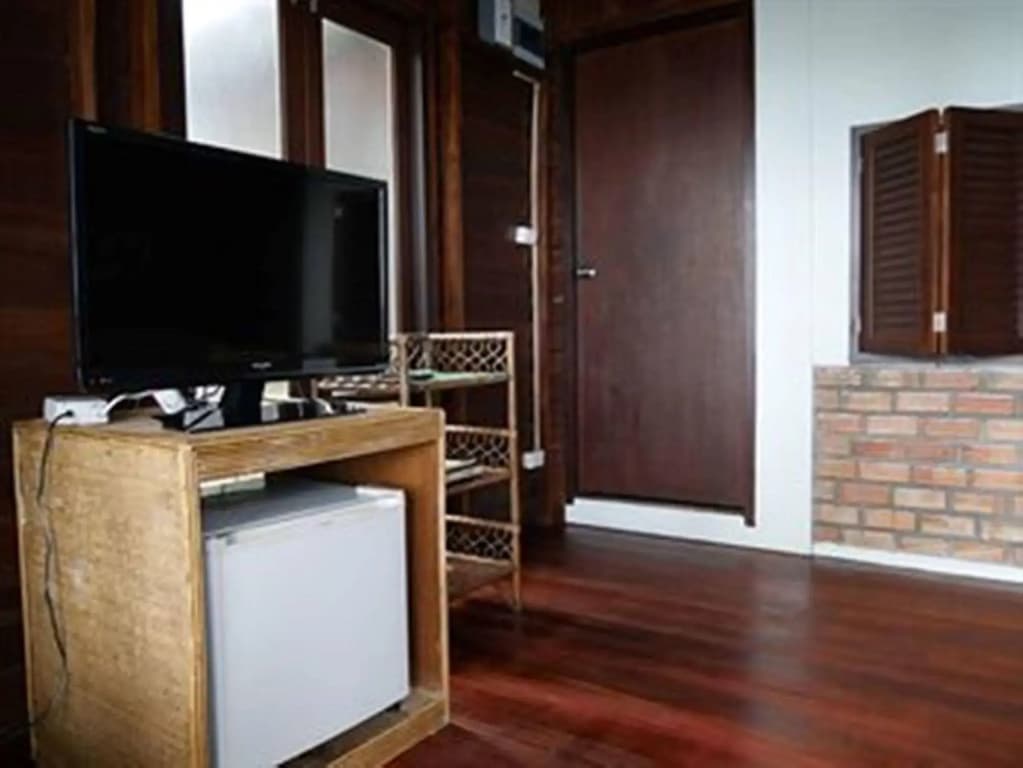 Sunset Cove Resort - photo 1