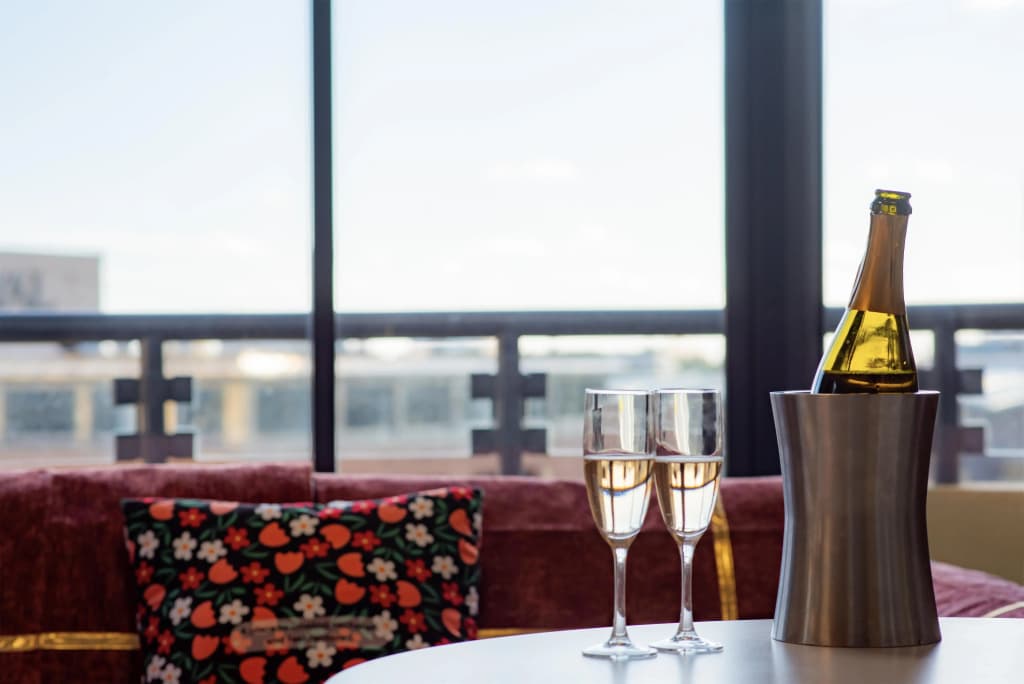 YEHS Hotel Sydney Harbour Suites - photo 28