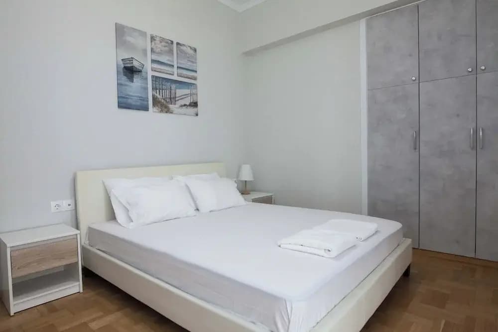 Panormou Modern Elegant 3 Bd Balcony Apt - photo 2