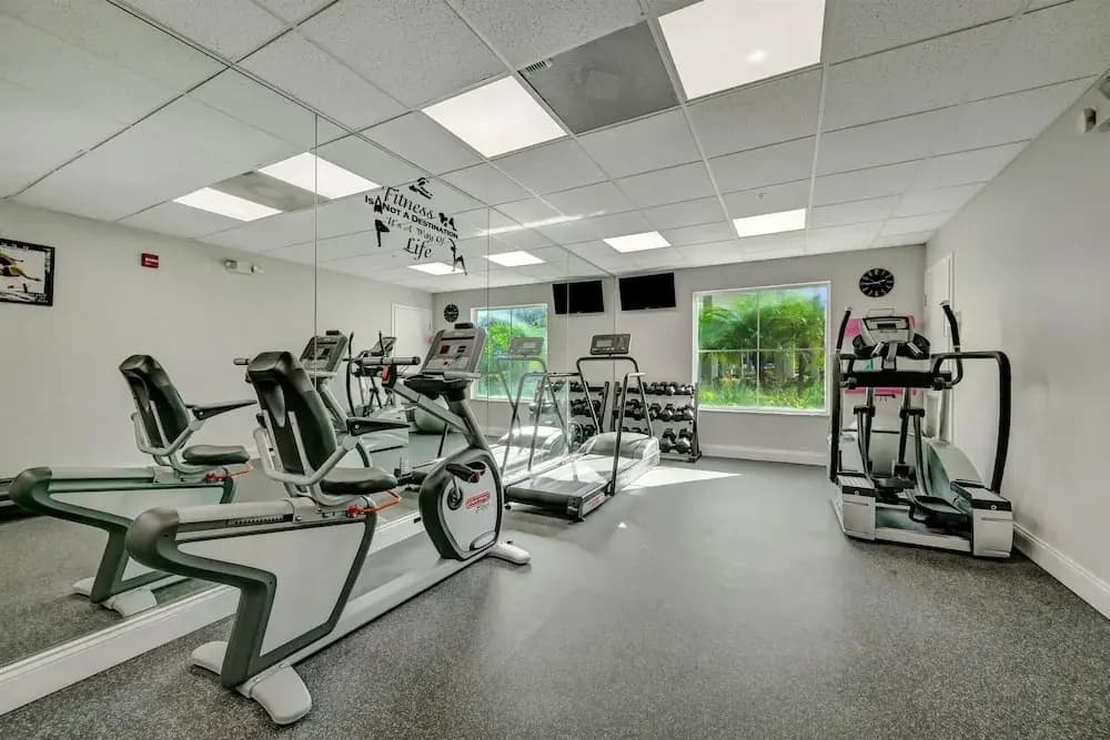 8303 Palm Disney - photo 17