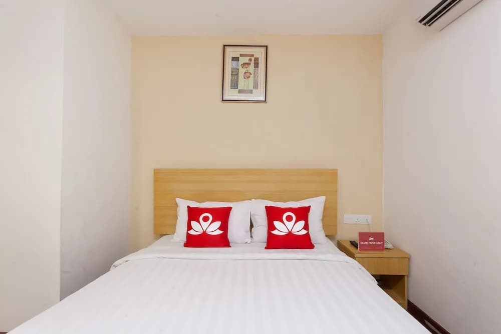 ZEN Rooms Opposite YMCA - photo 21