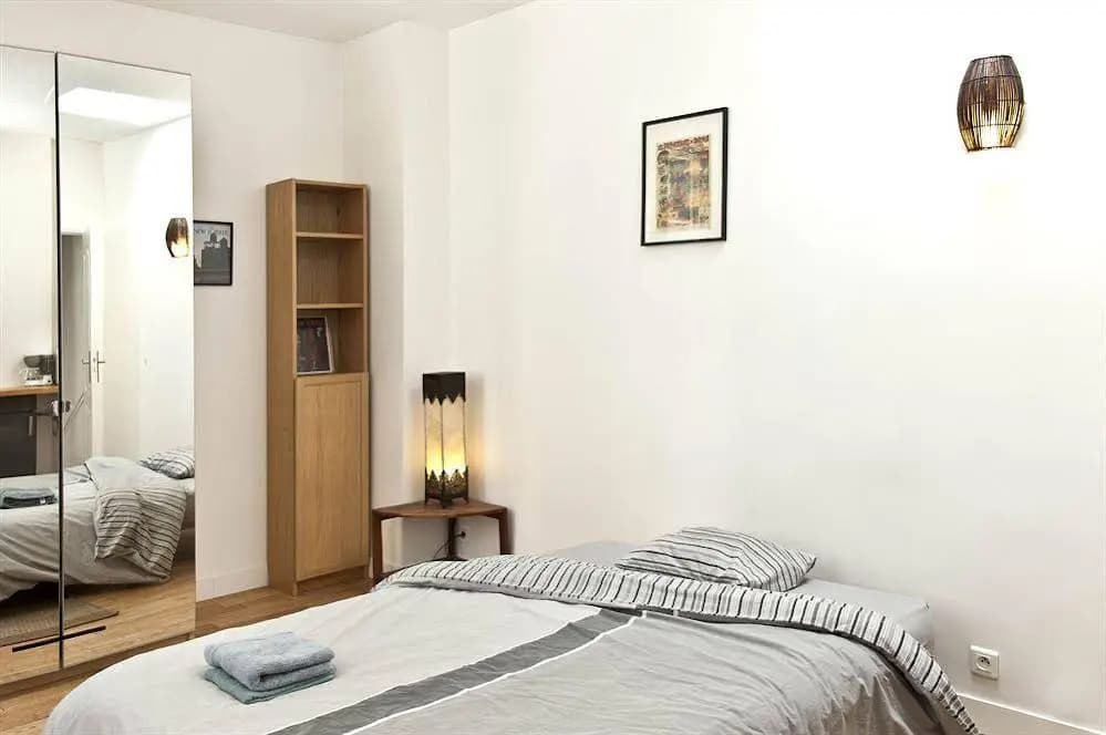 BP Apartments - Authentic Moulin Rouge - photo 1