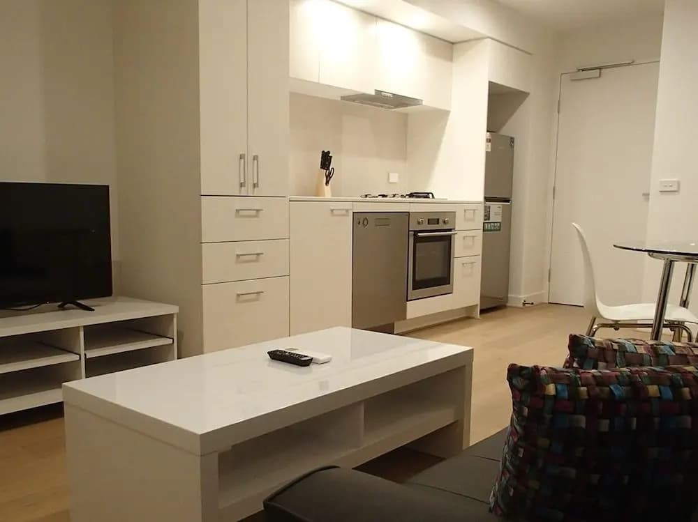 Apartment 101 - photo 11