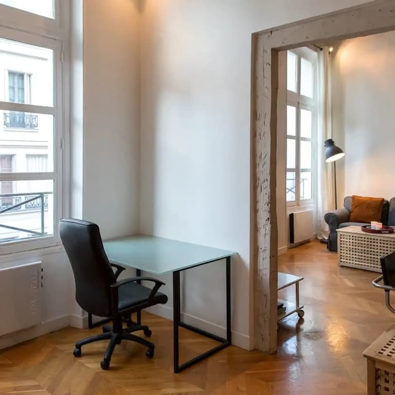 Sunny Dussoubs I Unique 1-br Loft in Montorgueil - photo 10
